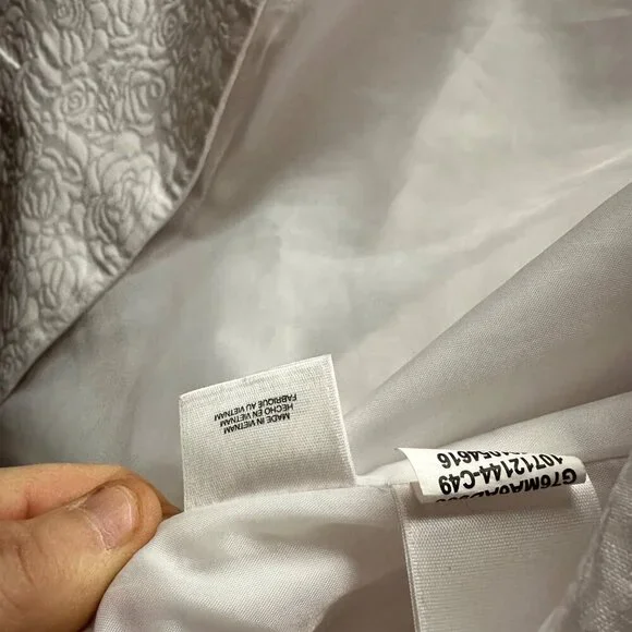 black label size 12 white - Picture 9 of 9